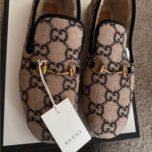 Gucci Men’s Fria Wool Slip-on Loafers size 11